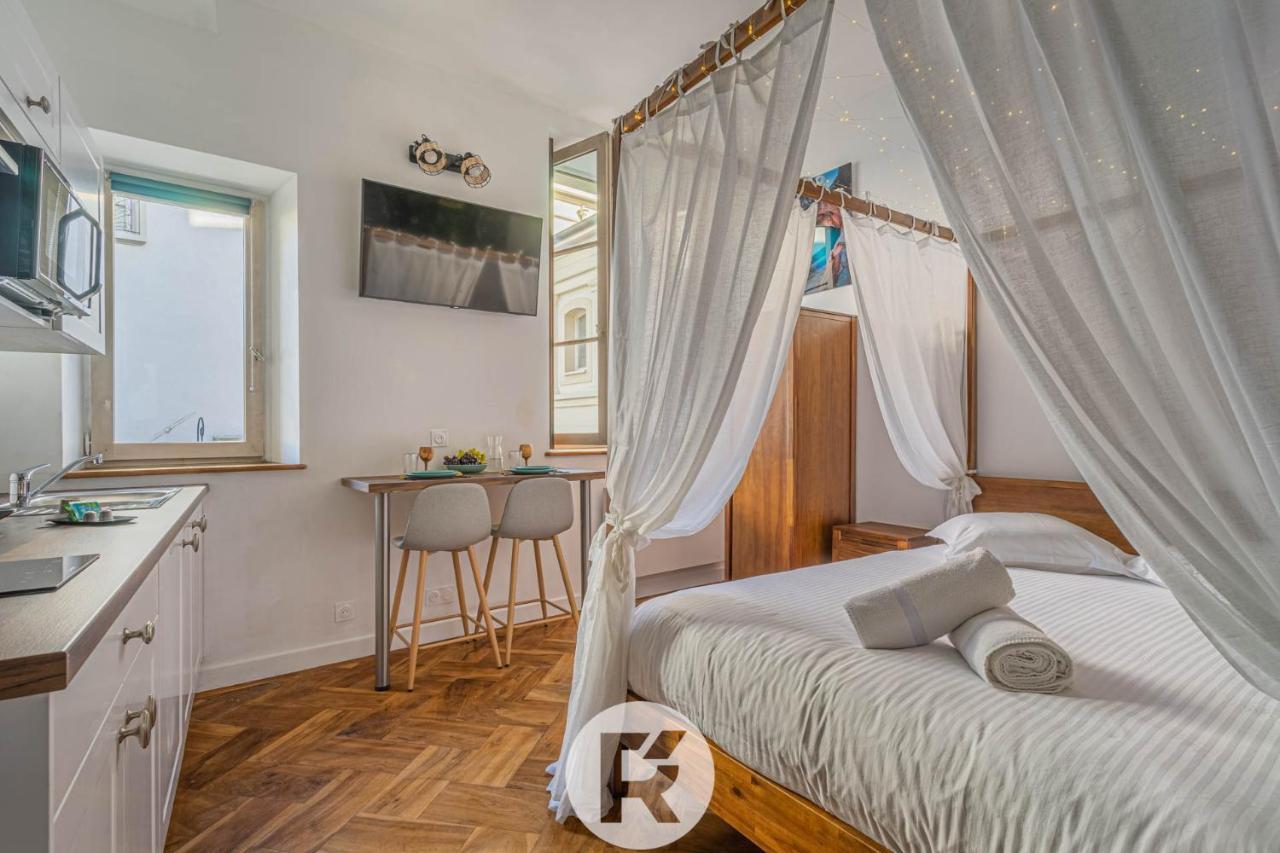 R'Apparts Studio Cocooning Vegetal Гренобль Экстерьер фото